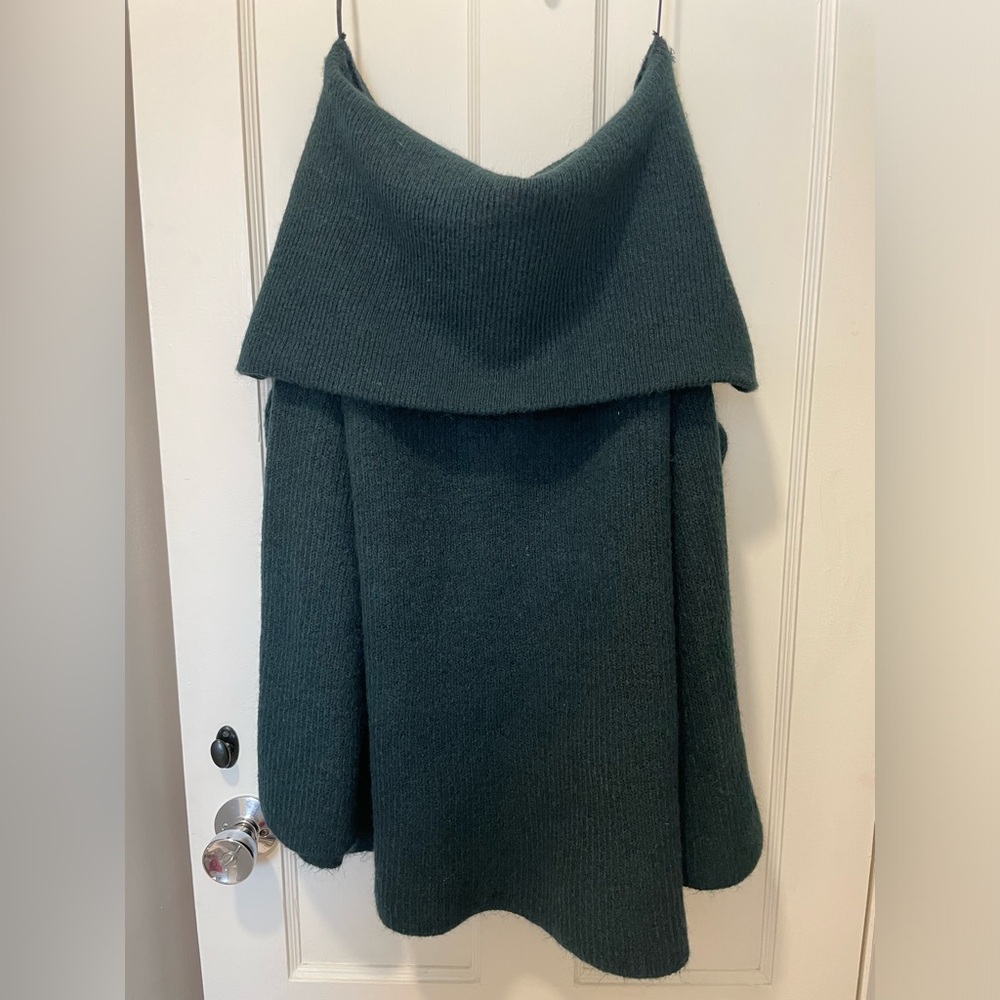 H&M XXL rib-knit off the shoulder sweater dark green